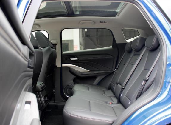 魏牌 VV6 2019款 2.0T 两驱旗舰型 国VI 车厢座椅   后排空间