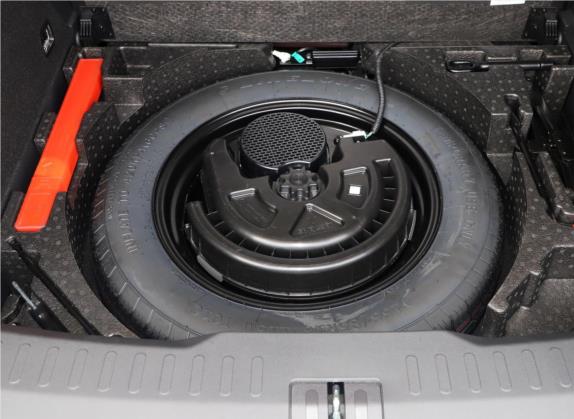 魏牌 VV6 2020款 2.0T 两驱智享+ 其他细节类   备胎