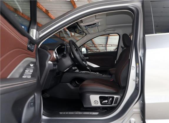 魏牌 VV6 2020款 2.0T 两驱智享+ 车厢座椅   前排空间