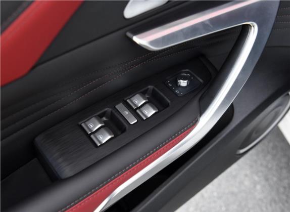 魏牌 VV7 GT 2020款 2.0T brabus automotive 限量版 车厢座椅   门窗控制