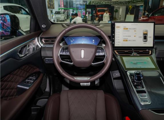 摩卡 2021款 2.0T 两驱特醇版 中控类   驾驶位