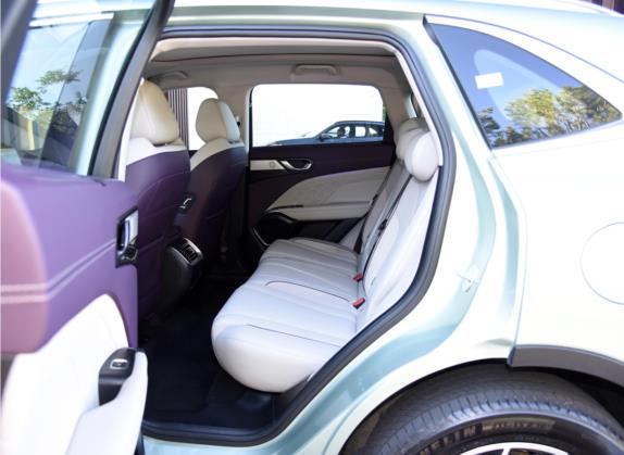 拿铁DHT-PHEV 2022款 1.5T 两驱超大杯 车厢座椅   后排空间