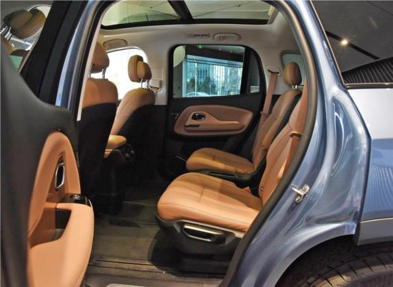 蔚来ES8 2018款 355KM 基准版 六座版 车厢座椅   后排空间
