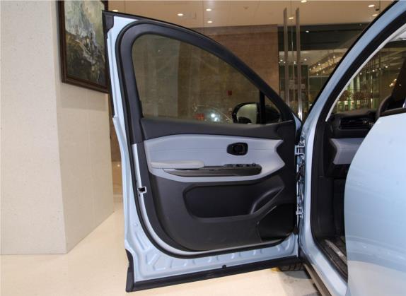 蔚来ES6 2019款 430KM 性能版 车厢座椅   前门板