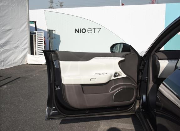 蔚来ET7 2022款 100kWh 首发版 车厢座椅   前门板