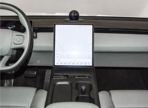 蔚来ET5 2022款 75kWh 中控类   中控台