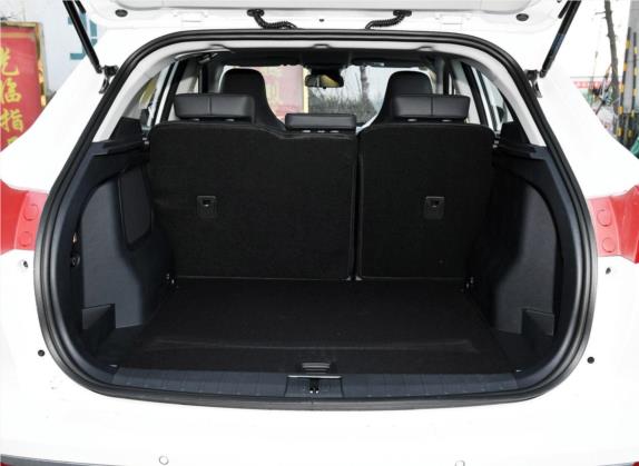 威马EX5 2018款 EX5 400 Lite探索版 车厢座椅   后备厢