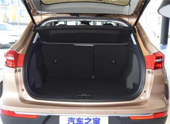 威马EX5 2018款 EX5 300 Extra创新版 车厢座椅   后备厢