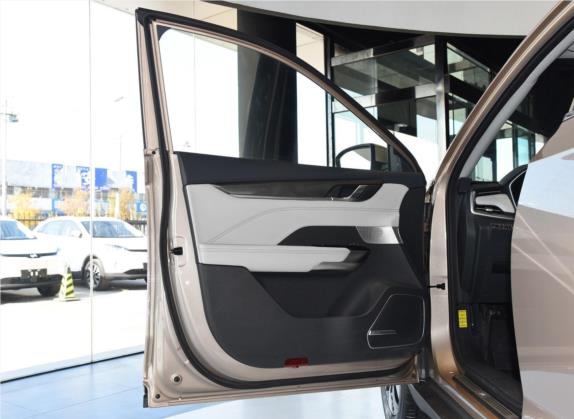 威马EX5 2018款 EX5 300 Extra创新版 车厢座椅   前门板