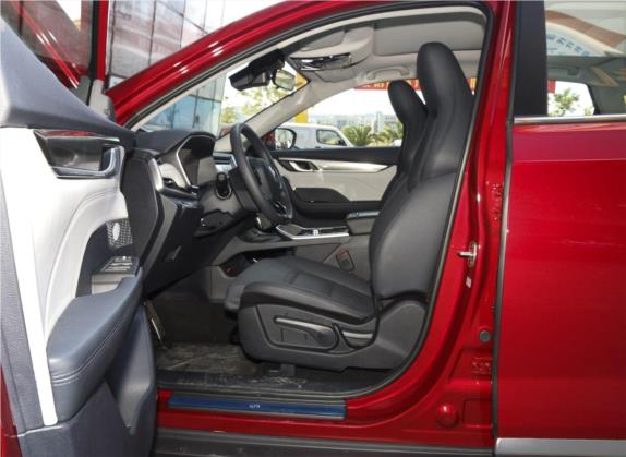 威马EX5 2019款 EX5 Mate威盟版400 车厢座椅   前排空间