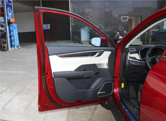 威马EX5 2019款 EX5 Mate威盟版400 车厢座椅   前门板