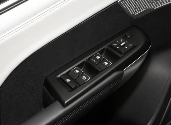 威马EX5 2020款 EX5 520 即客行版 车厢座椅   门窗控制
