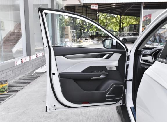 威马EX5 2022款 EX5-Z Nex探索版 车厢座椅   前门板