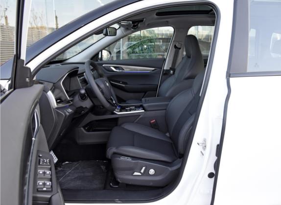 威马EX6 2020款 Plus 6座 Nex探索版 车厢座椅   前排空间