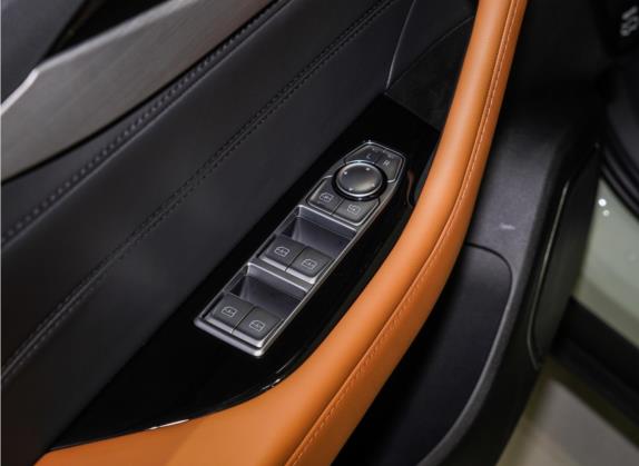 威马W6 2021款 520km PRO全能版 车厢座椅   门窗控制