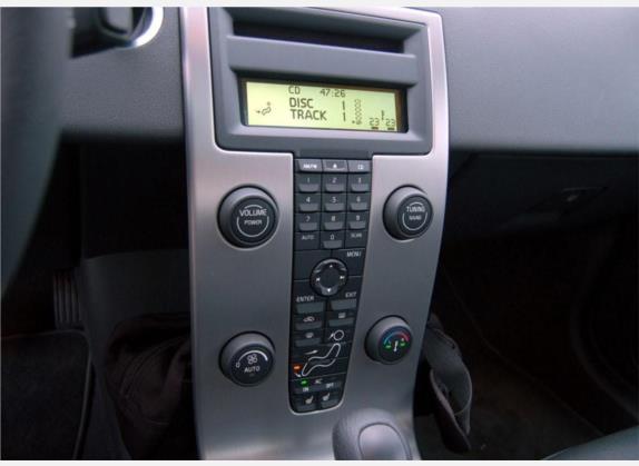 沃尔沃S40 2006款 2.5L T5 中控类   中控台