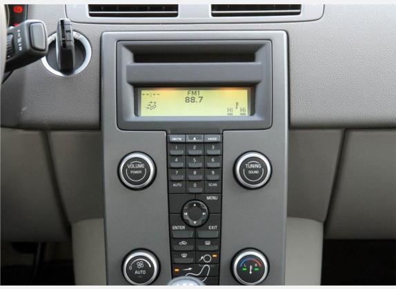 沃尔沃S40 2009款 2.0L 手动标准型 中控类   中控台