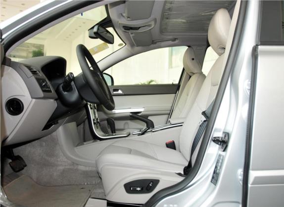沃尔沃S40 2011款 2.0L 自动智雅版 车厢座椅   前排空间