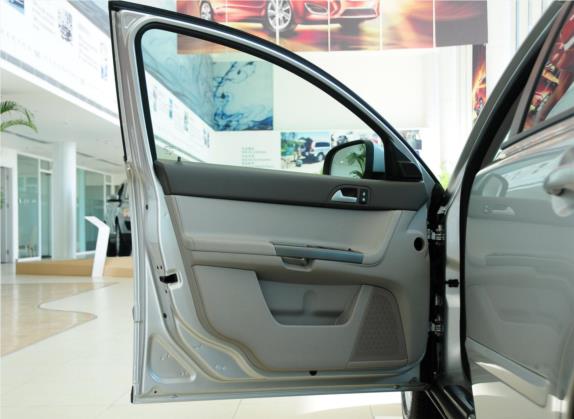 沃尔沃S40 2011款 2.0L 自动智尚版 车厢座椅   前门板