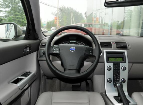 沃尔沃S40 2012款 2.0L 自动尊享版 中控类   驾驶位