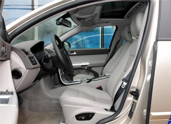 沃尔沃S40 2012款 2.0L 自动尊享版 车厢座椅   前排空间