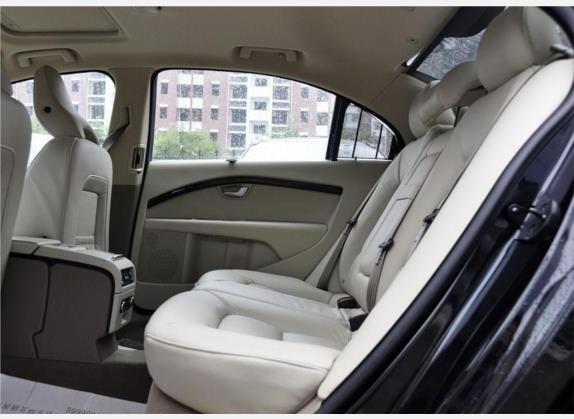 沃尔沃S80L 2009款 3.0T AWD 智雅版 车厢座椅   后排空间