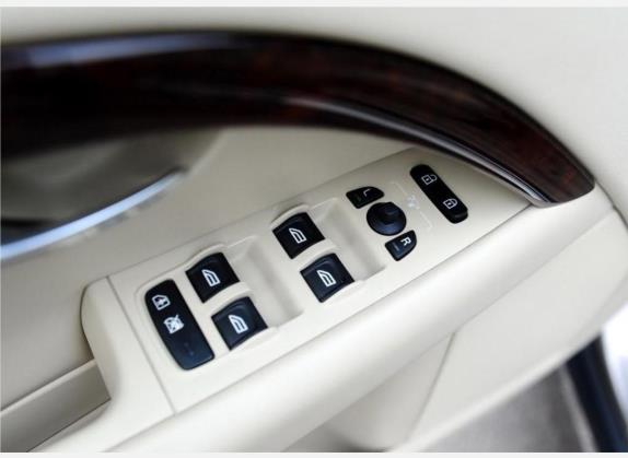 沃尔沃S80L 2009款 3.0T AWD 智尊版 车厢座椅   门窗控制