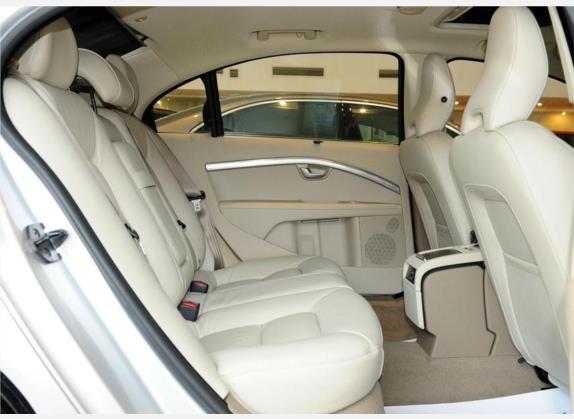 沃尔沃S80L 2010款 2.5T 智雅版 车厢座椅   后排空间