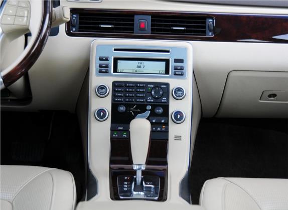 沃尔沃S80L 2011款 2.0T 智尊版 中控类   中控台