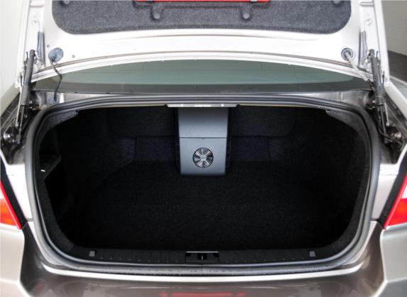 沃尔沃S80L 2011款 3.0T AWD 智尊版 车厢座椅   后备厢