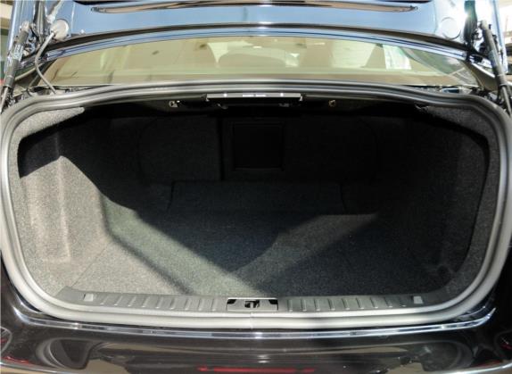 沃尔沃S80L 2012款 3.0T T6 AWD 智雅版 车厢座椅   后备厢