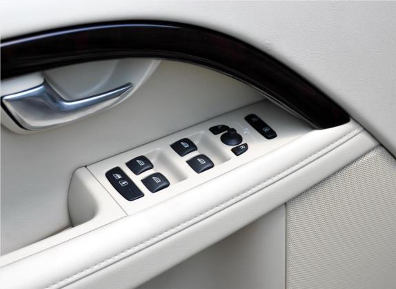 沃尔沃S80L 2012款 3.0T T6 AWD 智尊版 车厢座椅   门窗控制