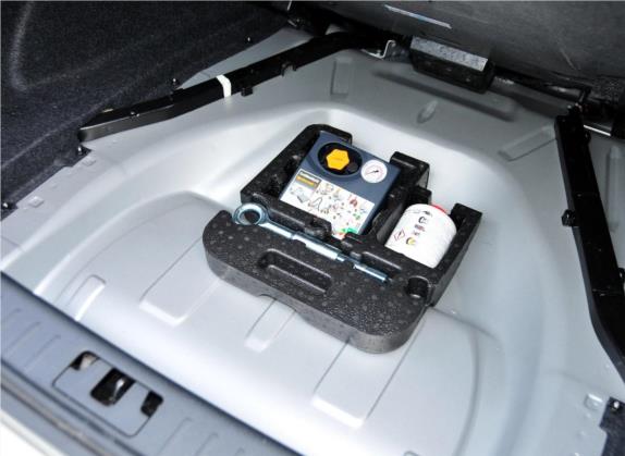 沃尔沃S60 2014款 S60L T5 智越版 其他细节类   备胎