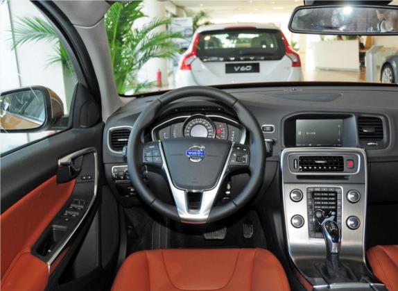 沃尔沃S60 2014款 S60L 2.0T 智远版 中控类   驾驶位