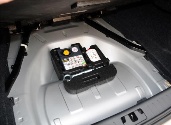 沃尔沃S60 2014款 S60L T5 智驭版 其他细节类   备胎
