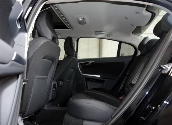 沃尔沃S60 2015款 S60L 2.0T 智进版 车厢座椅   后排空间