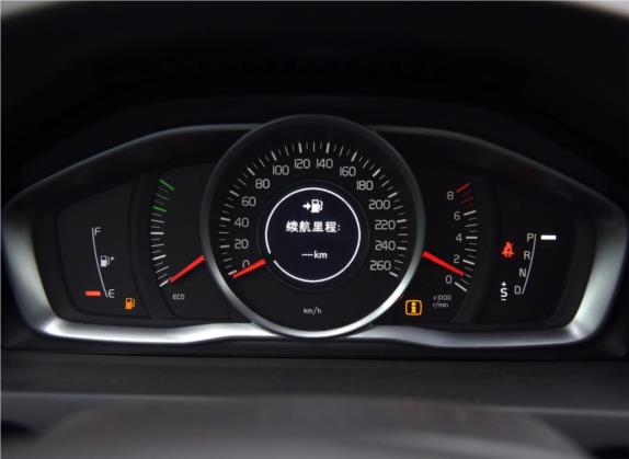沃尔沃S60 2016款 S60L T3 智行版 中控类   仪表盘