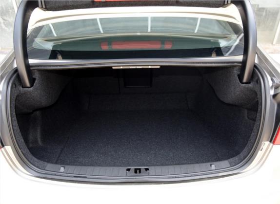 沃尔沃S60 2016款 S60L T5 智驭版 车厢座椅   后备厢
