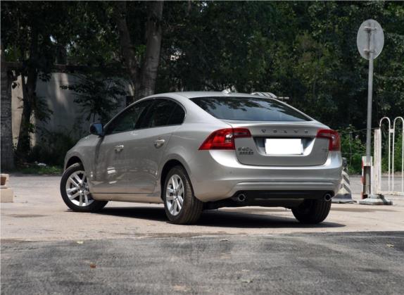 沃尔沃S60 2018款 S60L T3 智进版 外观   斜后