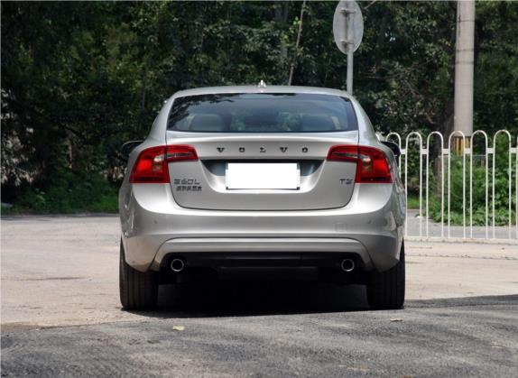 沃尔沃S60 2018款 S60L T3 智进版 外观   正后