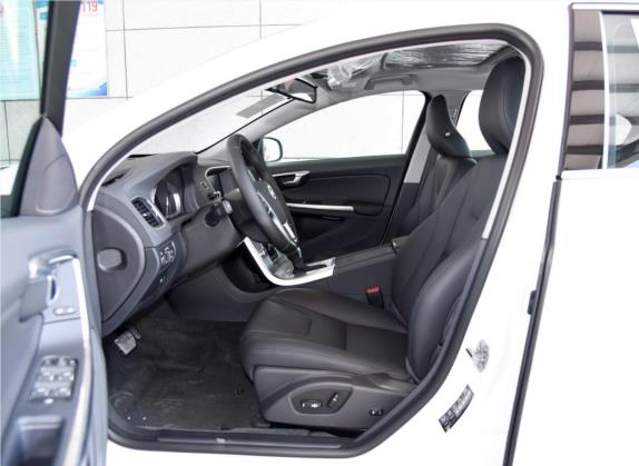 沃尔沃S60 2018款 S60L T4 智远版 车厢座椅   前排空间
