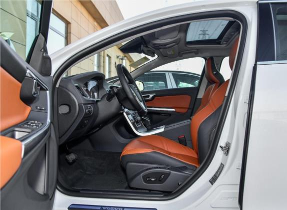 沃尔沃S60 2018款 S60L T5 智驭进取版 车厢座椅   前排空间