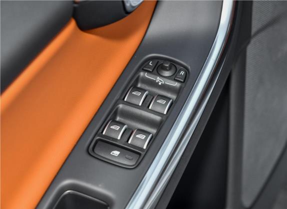 沃尔沃S60 2018款 S60L T5 智驭进取版 车厢座椅   门窗控制