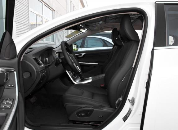 沃尔沃S60 2019款 S60L T3 智进版 车厢座椅   前排空间
