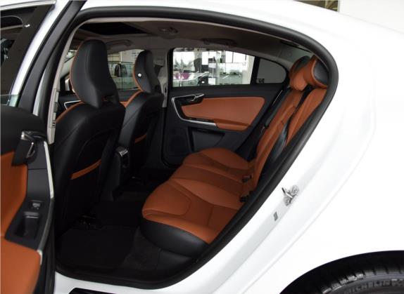 沃尔沃S60 2019款 S60L 改款 T5 智进进阶版 车厢座椅   后排空间