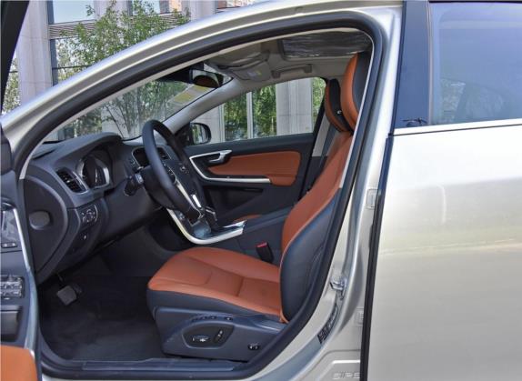 沃尔沃S60 2019款 S60L 改款 T5 智驭菁英版 车厢座椅   前排空间