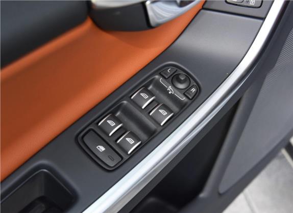 沃尔沃S60 2019款 S60L 改款 T5 智驭菁英版 车厢座椅   门窗控制