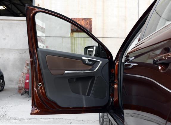 沃尔沃XC60 2015款 T5 AWD 智驭版 车厢座椅   前门板