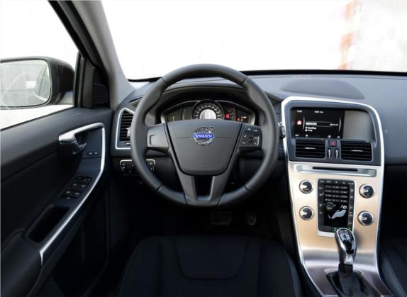 沃尔沃XC60 2015款 T5 智行版 中控类   驾驶位