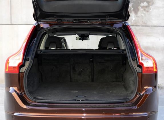 沃尔沃XC60 2015款 T5 智行版 车厢座椅   后备厢